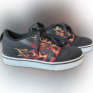 Heely’s Gr8 Pro Prints Flames Black/Red/Flames 5 M US Big Kid, Great Pre-Owned